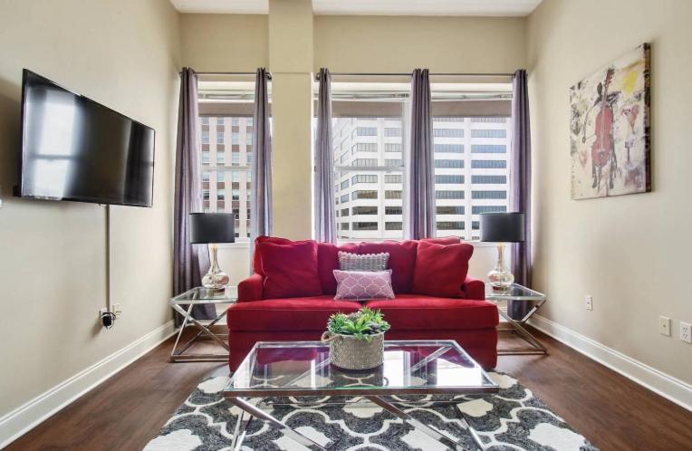 Amazing Condos Beautiful View 2 Blocks To French Quarter, Small Rooftop Pool, Gym, Seanger Theater, Super Dome, And Bourbon St Новый Орлеан Экстерьер фото
