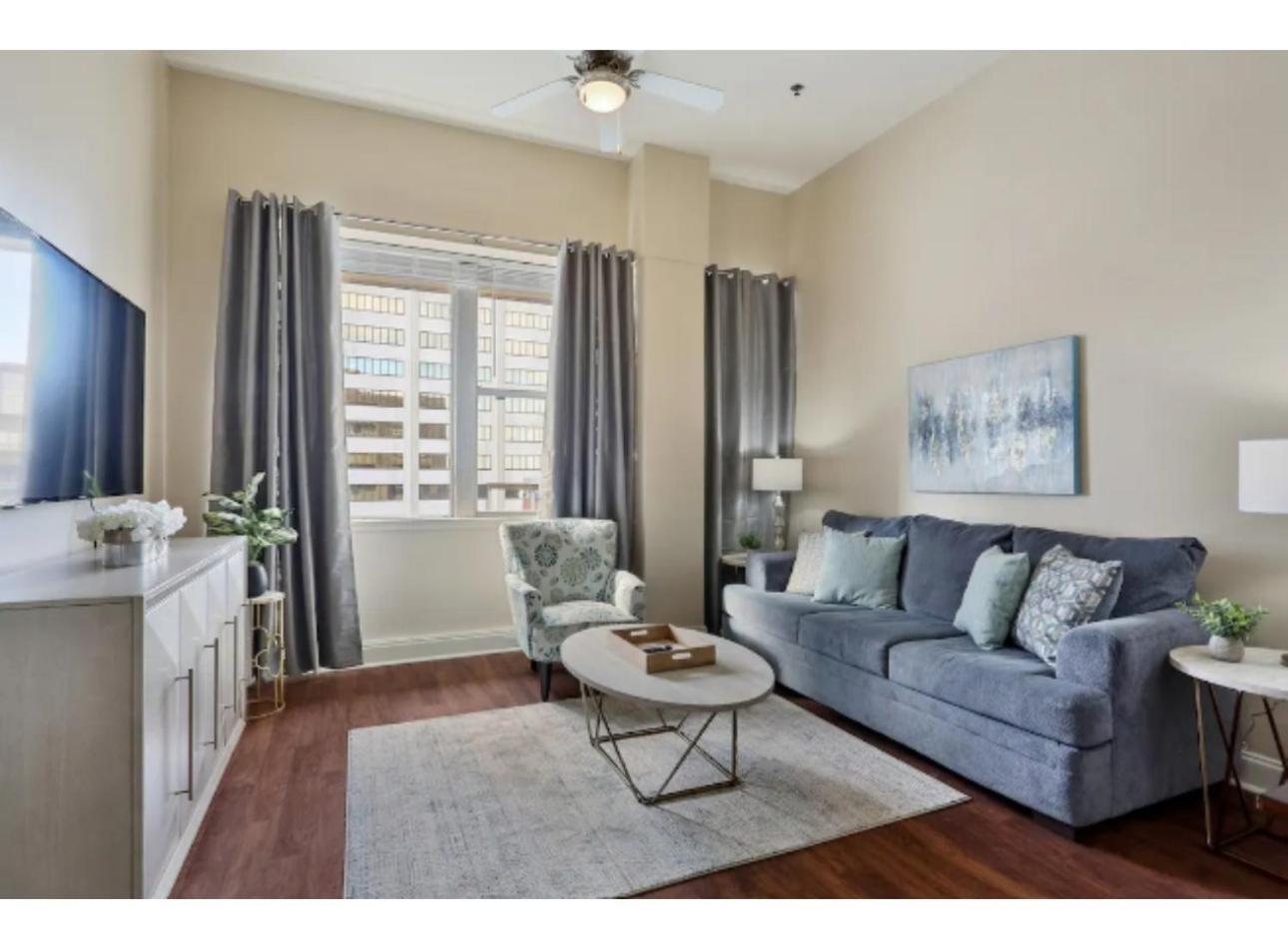 Amazing Condos Beautiful View 2 Blocks To French Quarter, Small Rooftop Pool, Gym, Seanger Theater, Super Dome, And Bourbon St Новый Орлеан Номер фото